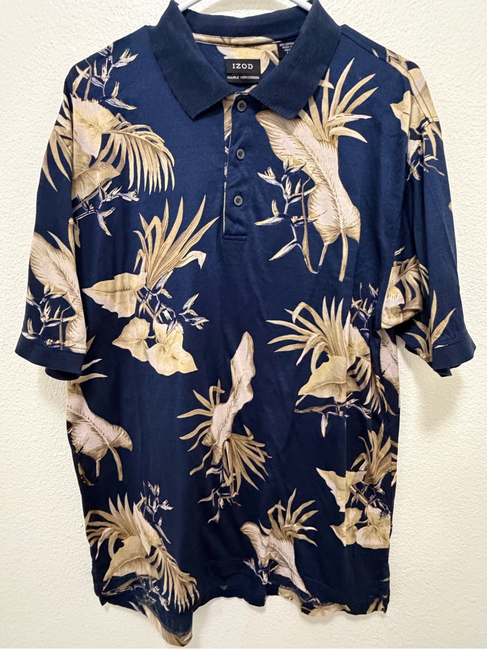 Izod navy and tan tropical print polo shirt, men's medium